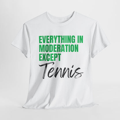 MODERATION - Tennis Basic Tee