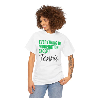 MODERATION - Tennis Basic Tee