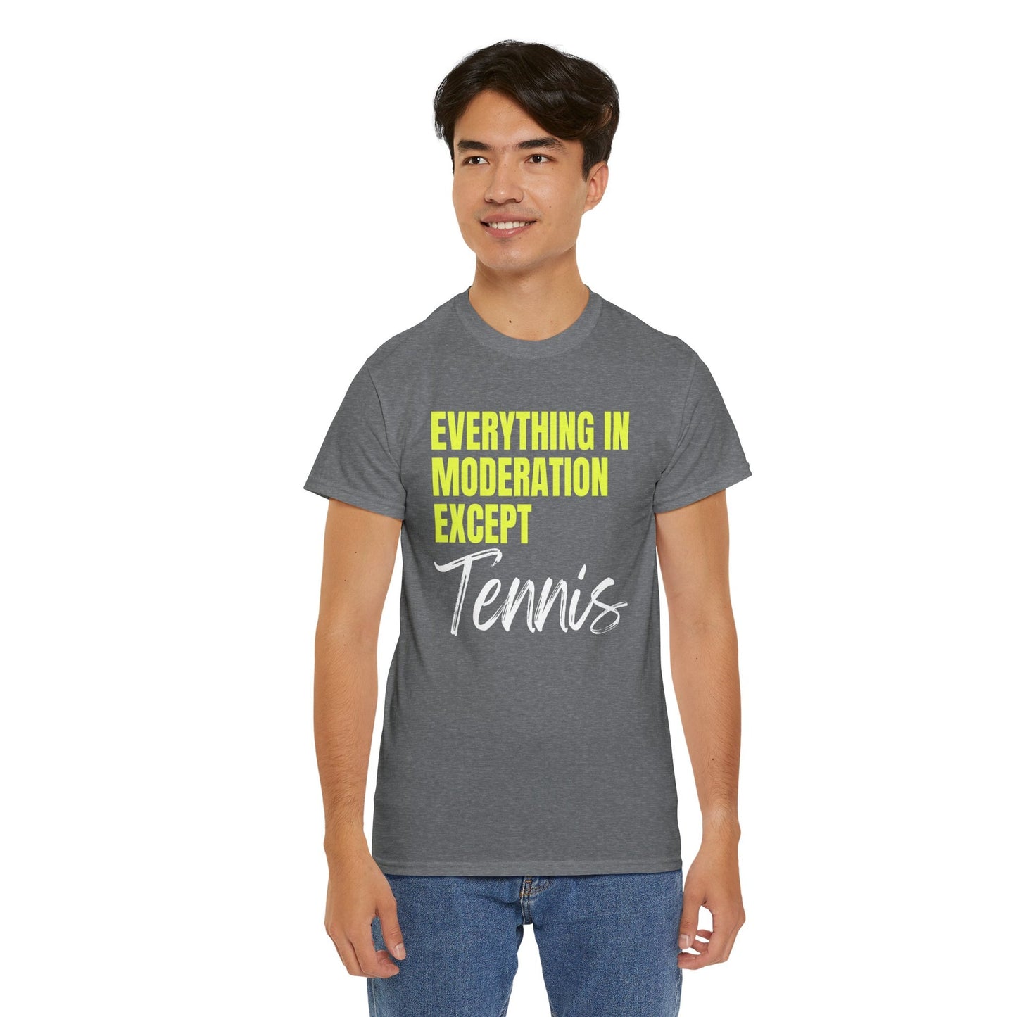 MODERATION - Tennis Basic Tee