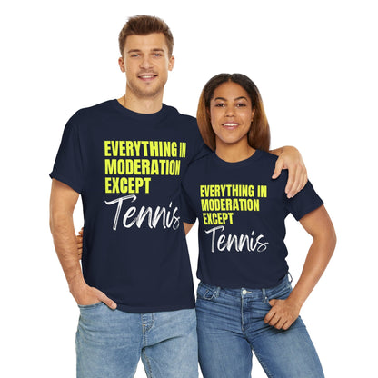 MODERATION - Tennis Basic Tee