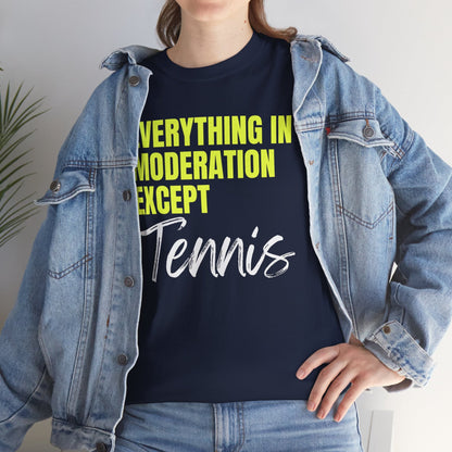 MODERATION - Tennis Basic Tee