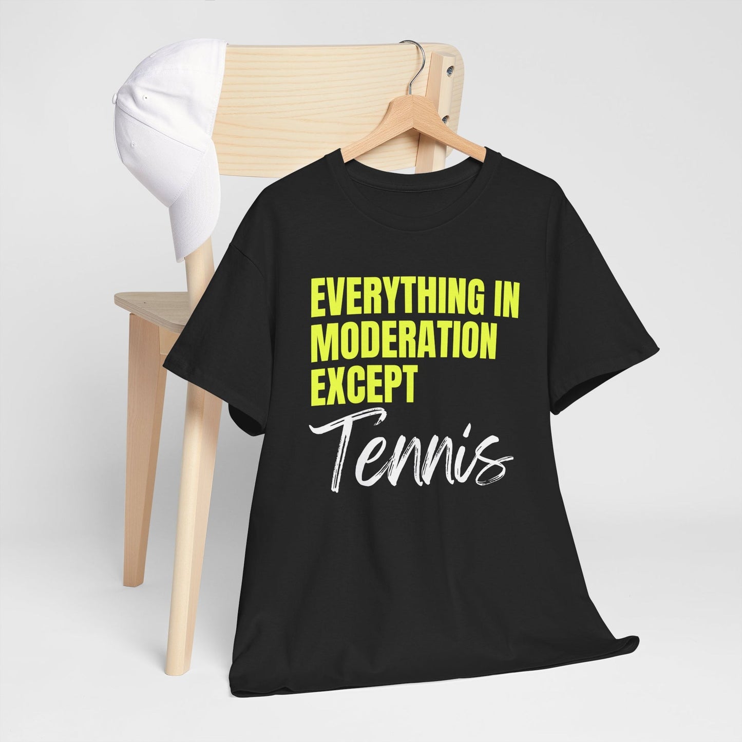 MODERATION - Tennis Basic Tee