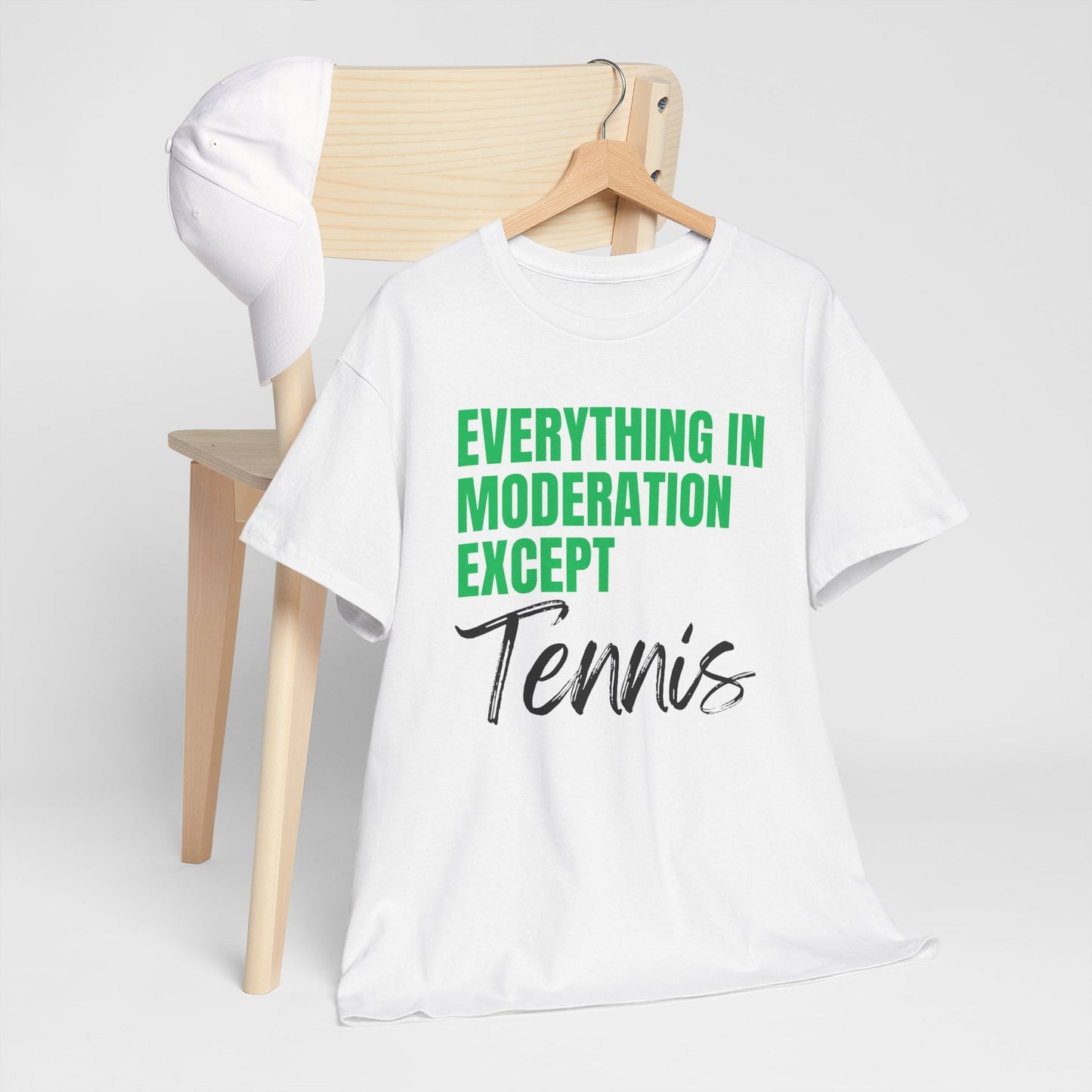 MODERATION - Tennis Basic Tee