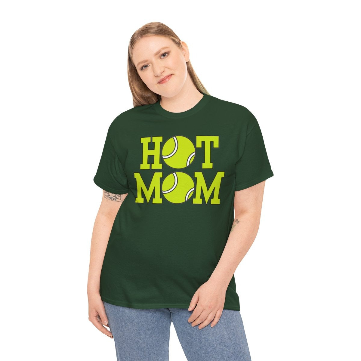 HOT MOM - Tennis (Basic Tee)