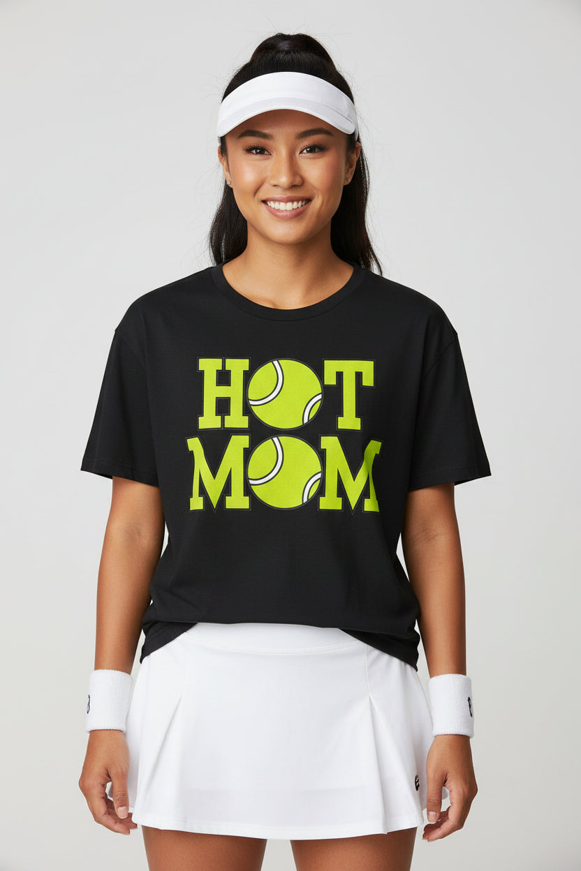 HOT MOM - Tennis (Basic Tee)
