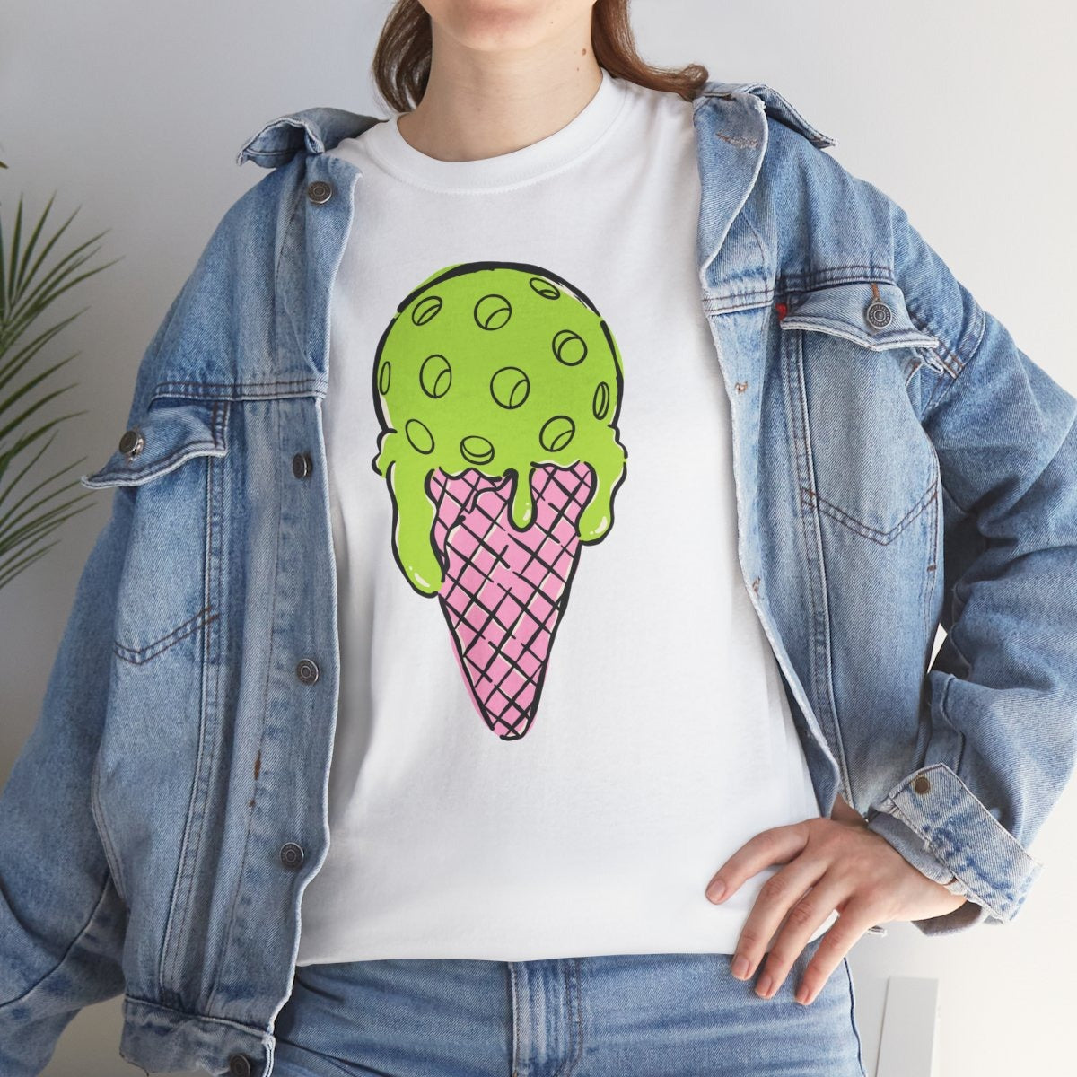 PICKLE SCOOP - Pickleball (Basic Tee)