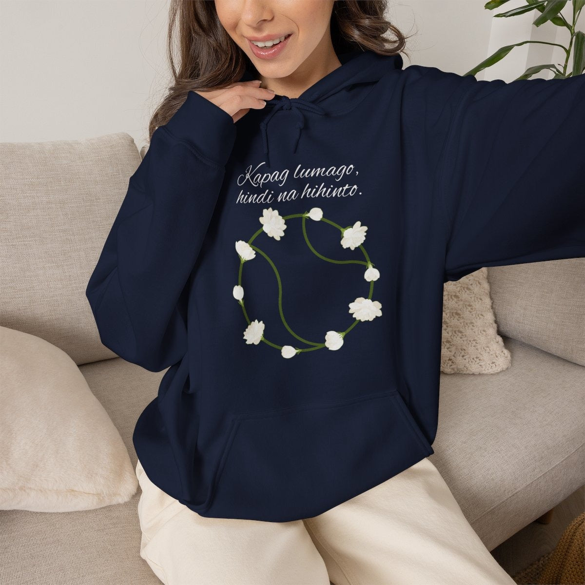 SAMPAGUITA 3 - Tennis (Hoodie)