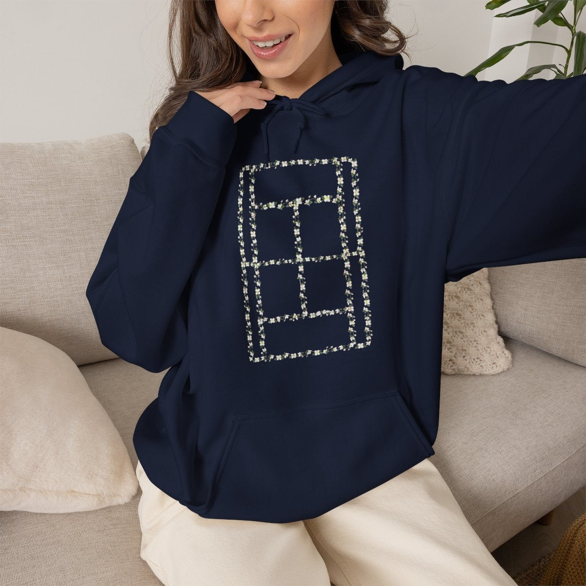 SAMPAGUITA 4 - Tennis (Hoodie)