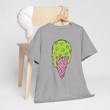 PICKLE SCOOP - Pickleball (Basic Tee)
