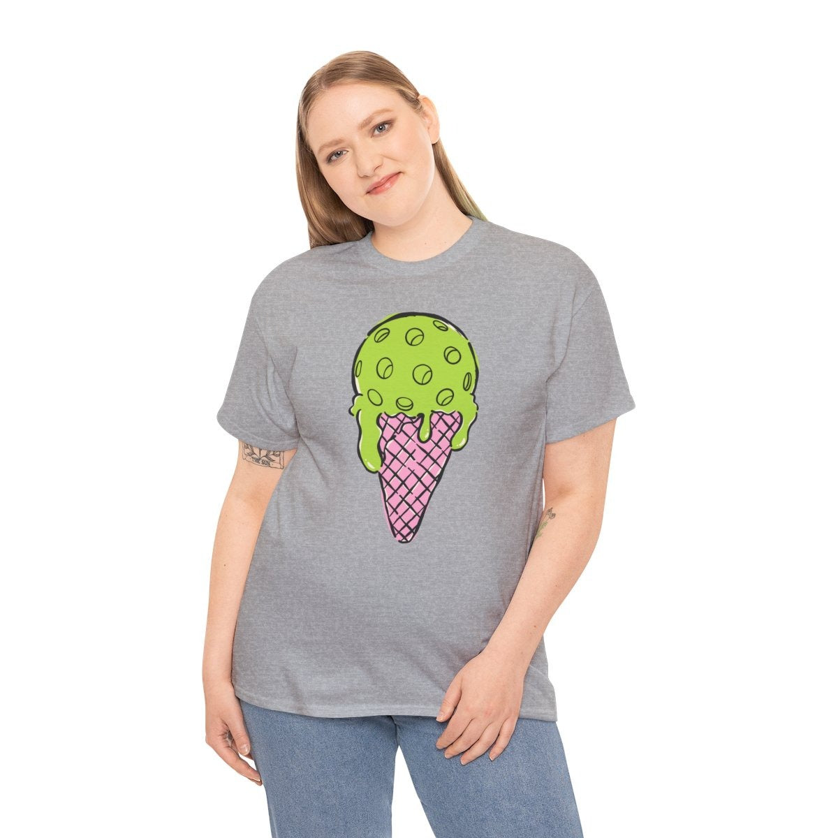 PICKLE SCOOP - Pickleball (Basic Tee)