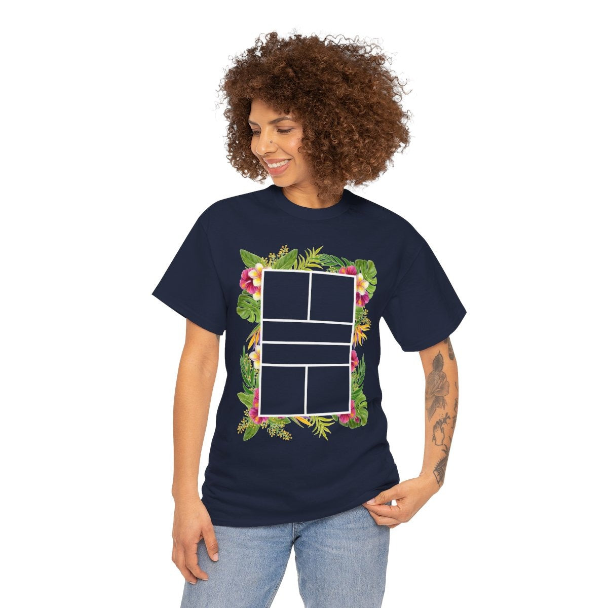 PICKLEBALL TROPICAL - Pickleball (Basic Tee)