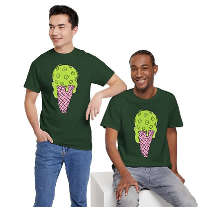 PICKLE SCOOP - Pickleball (Basic Tee)