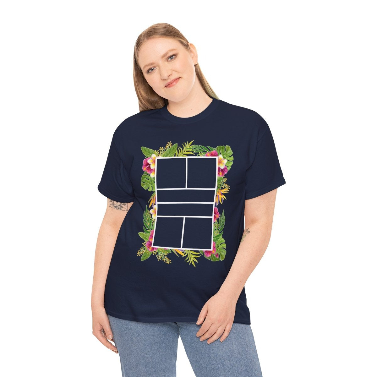 PICKLEBALL TROPICAL - Pickleball (Basic Tee)