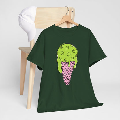 PICKLE SCOOP - Pickleball (Basic Tee)
