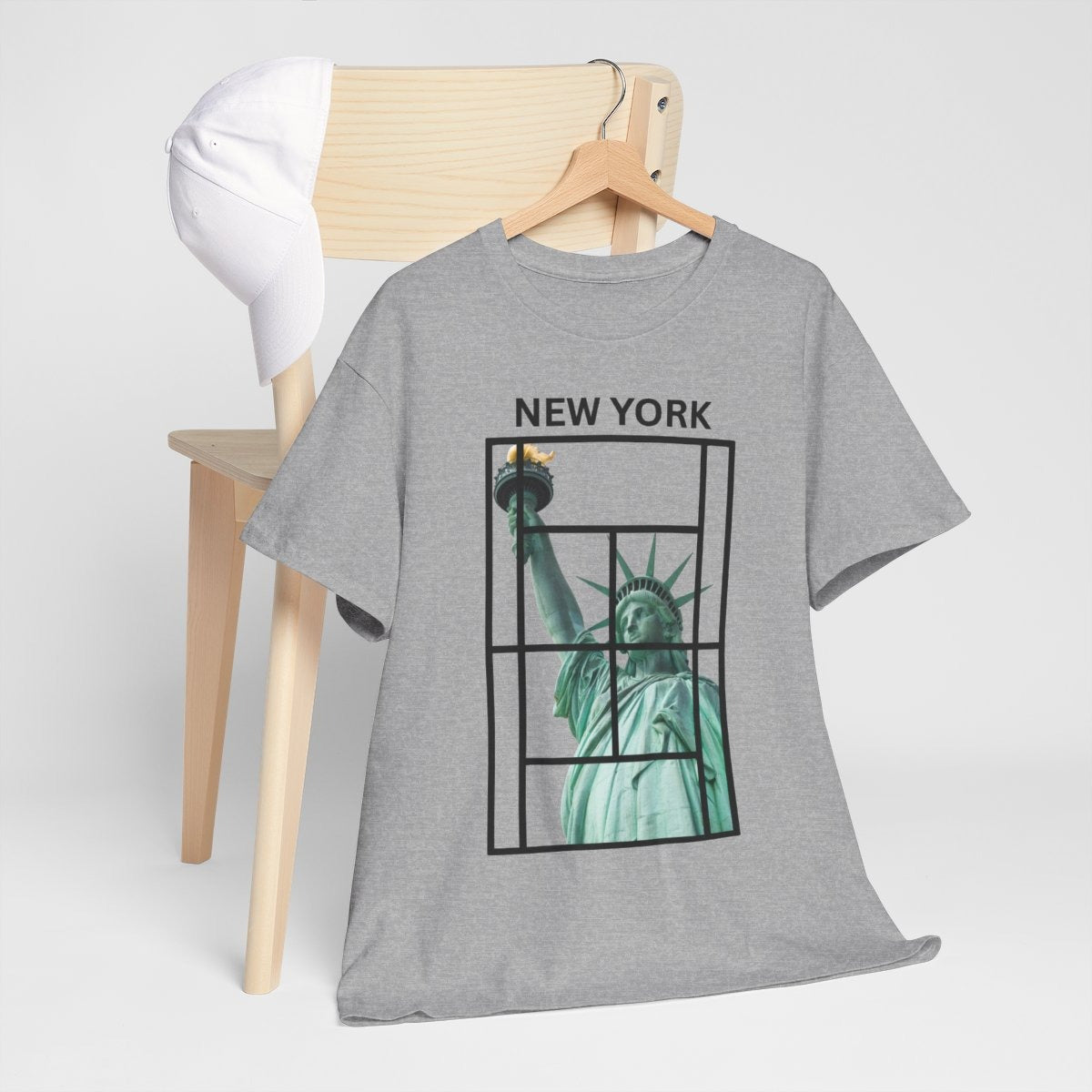 NEW YORK 2 - Tennis (Basic Tee)