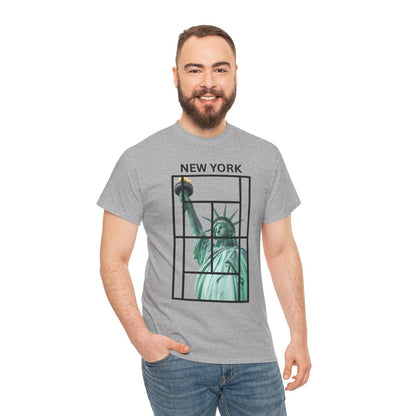 NEW YORK 2 - Tennis (Basic Tee)