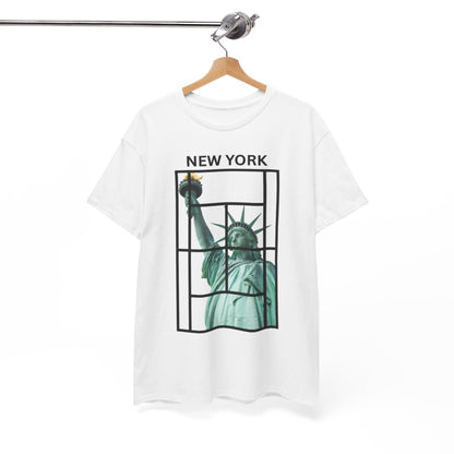 NEW YORK 2 - Tennis (Basic Tee)