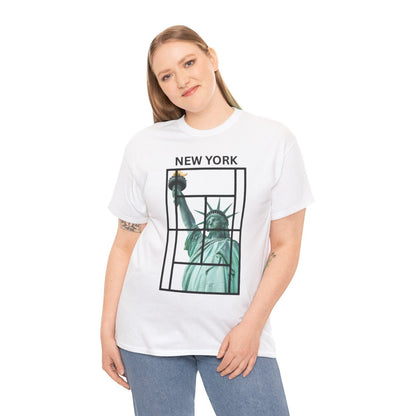 NEW YORK 2 - Tennis (Basic Tee)