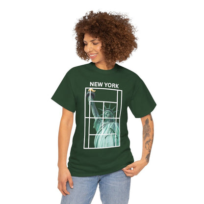 NEW YORK 2 - Tennis (Basic Tee)