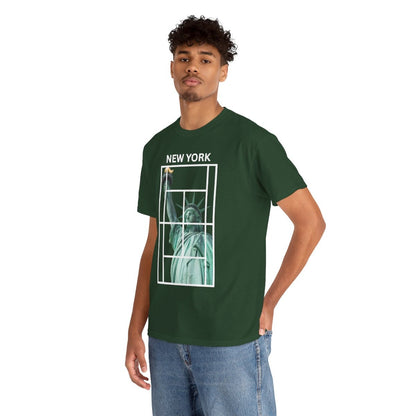 NEW YORK 2 - Tennis (Basic Tee)