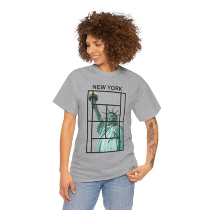 NEW YORK 2 - Tennis (Basic Tee)